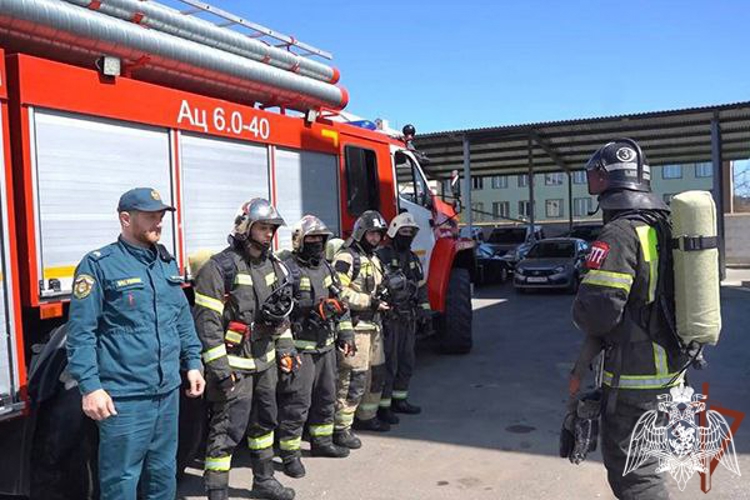 Противопожарную тренировку провели в Грозном Росгвардия и МЧС